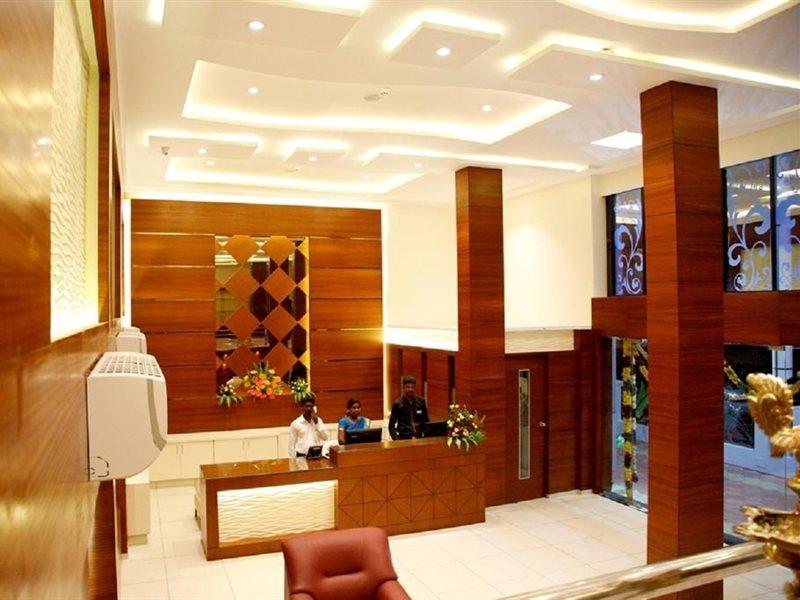 Poppys S.E.T Residency Hotel Kumbakonam Eksteriør billede