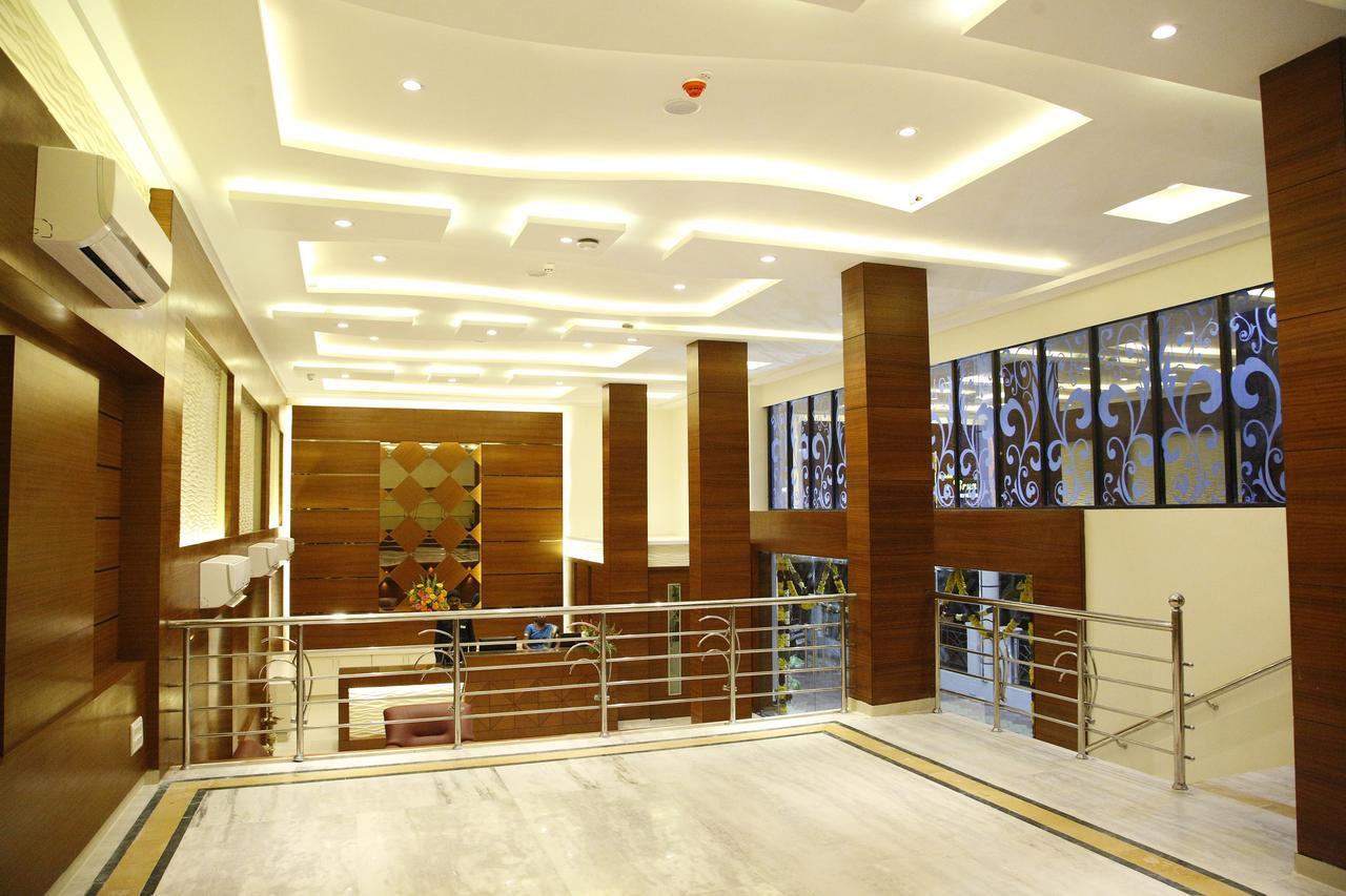Poppys S.E.T Residency Hotel Kumbakonam Eksteriør billede